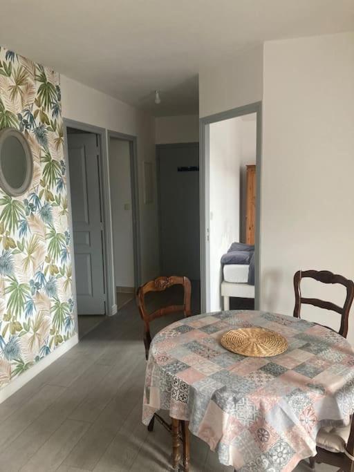 Cosy Fougeres Apartment